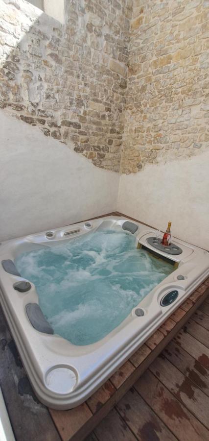 L'Acqua Dolce - La Rochelle - Ile De Re - Jacuzzi Apartment Екстериор снимка